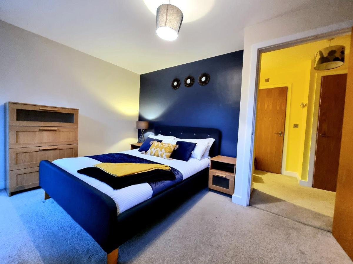 Luxury 2-Bedroom Service Apartment With Balcony Manchester Exteriér fotografie