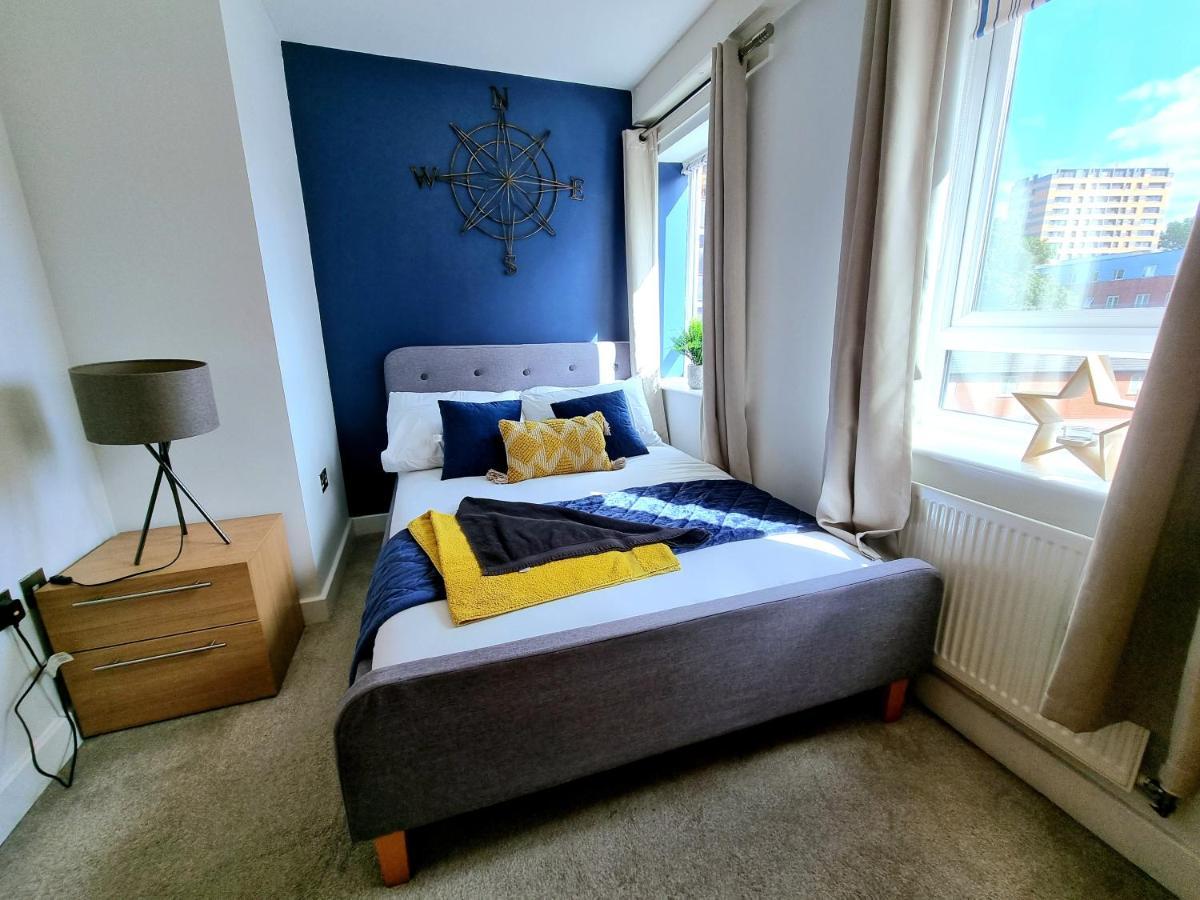 Luxury 2-Bedroom Service Apartment With Balcony Manchester Exteriér fotografie